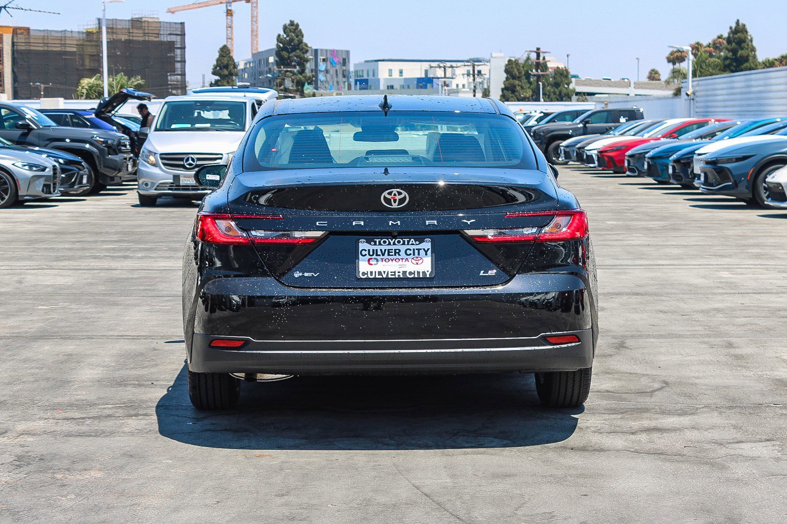2025 Toyota Camry LE photo 7