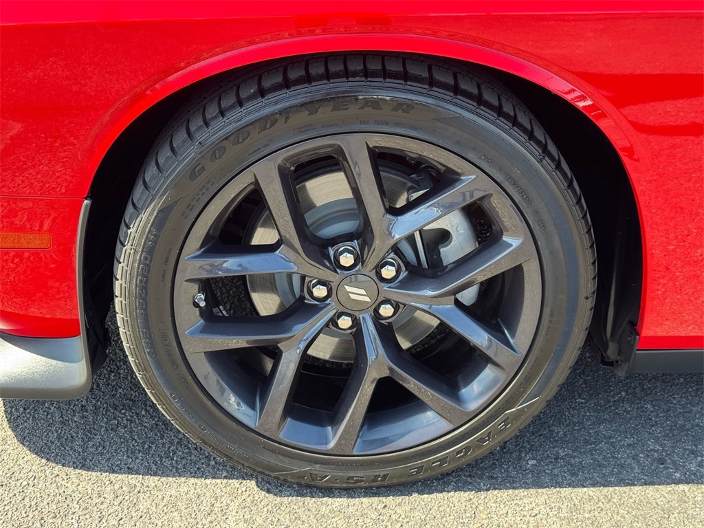 2023 Dodge Challenger GT photo 10
