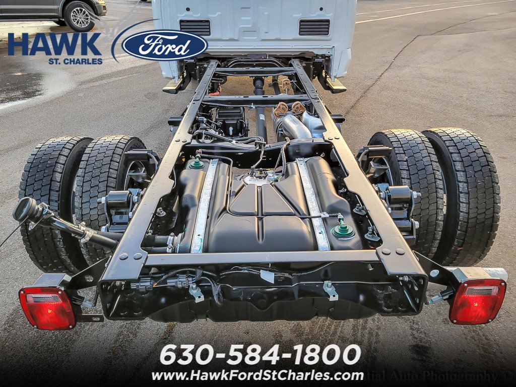 2026 FORD F-450 - Image 13