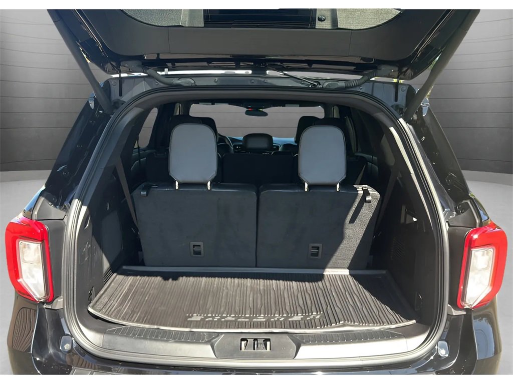 2022 Ford Explorer ST photo 20