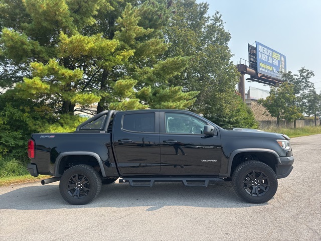 2019 Chevrolet Colorado ZR2 photo 3