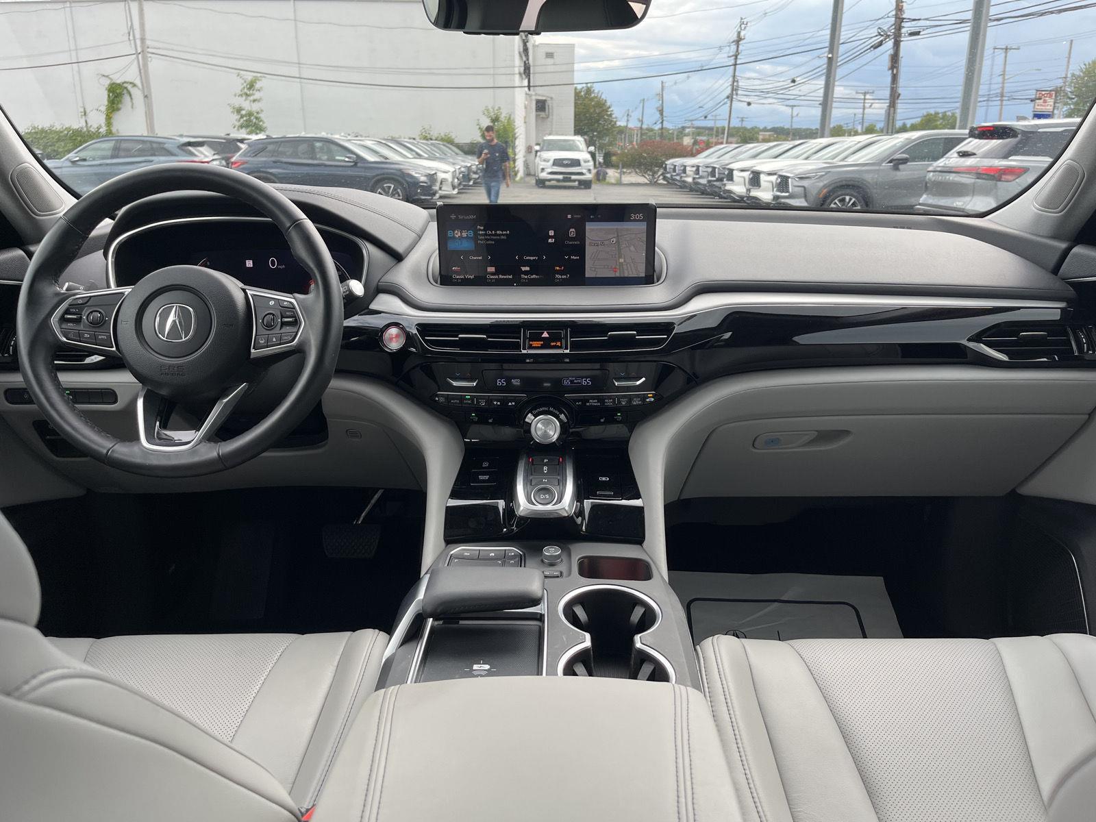 2023 Acura MDX SH-AWD Technology photo 14