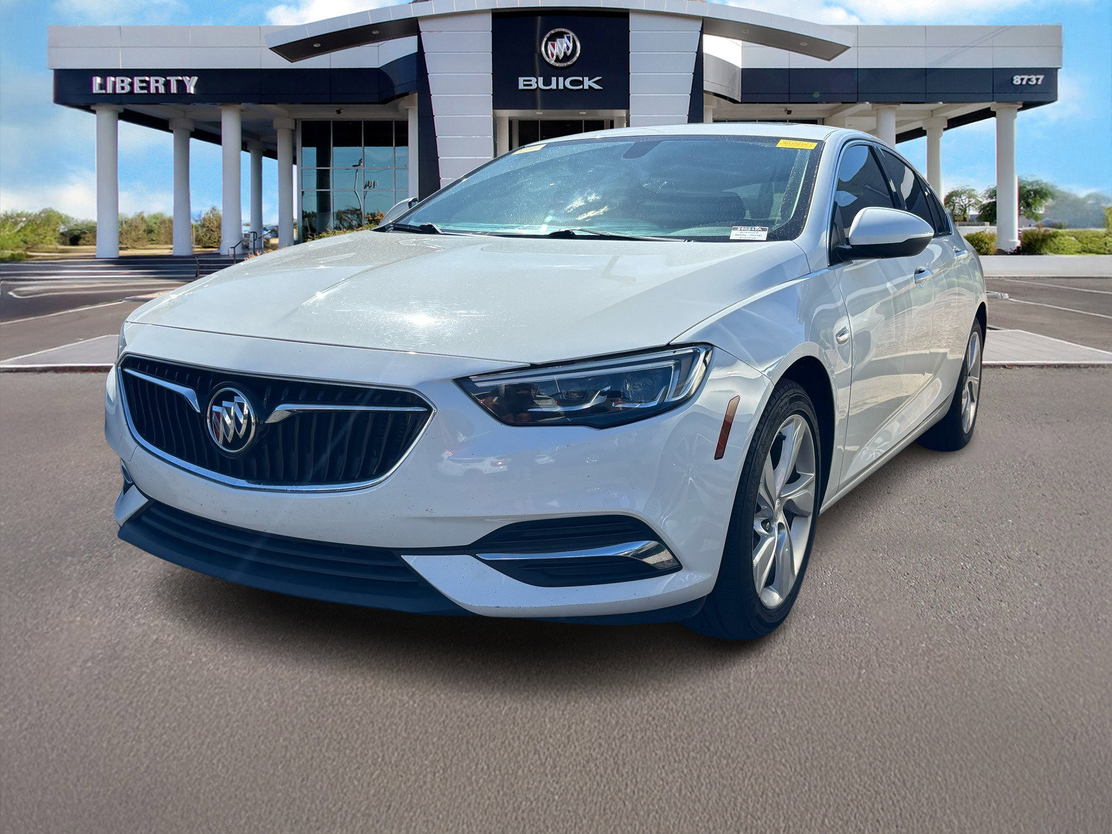 2019 Buick Regal Sportback Preferred photo 4