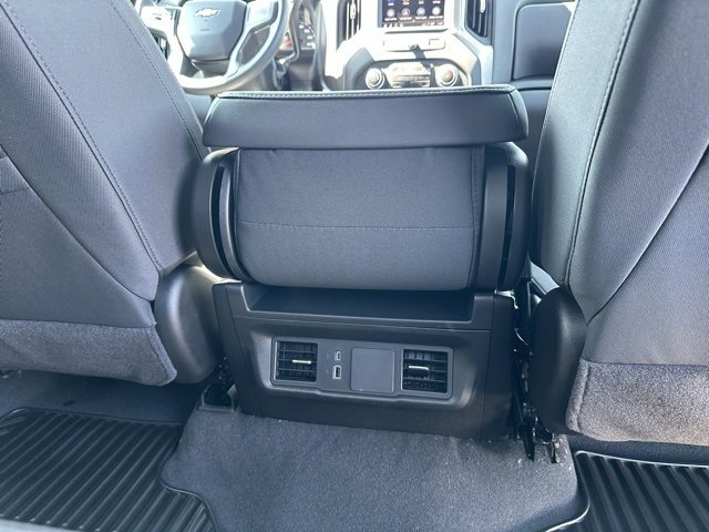 2026 Chevrolet Silverado 2500HD Custom photo 9