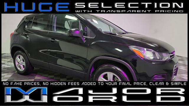 2022 Chevrolet Trax LS's photo