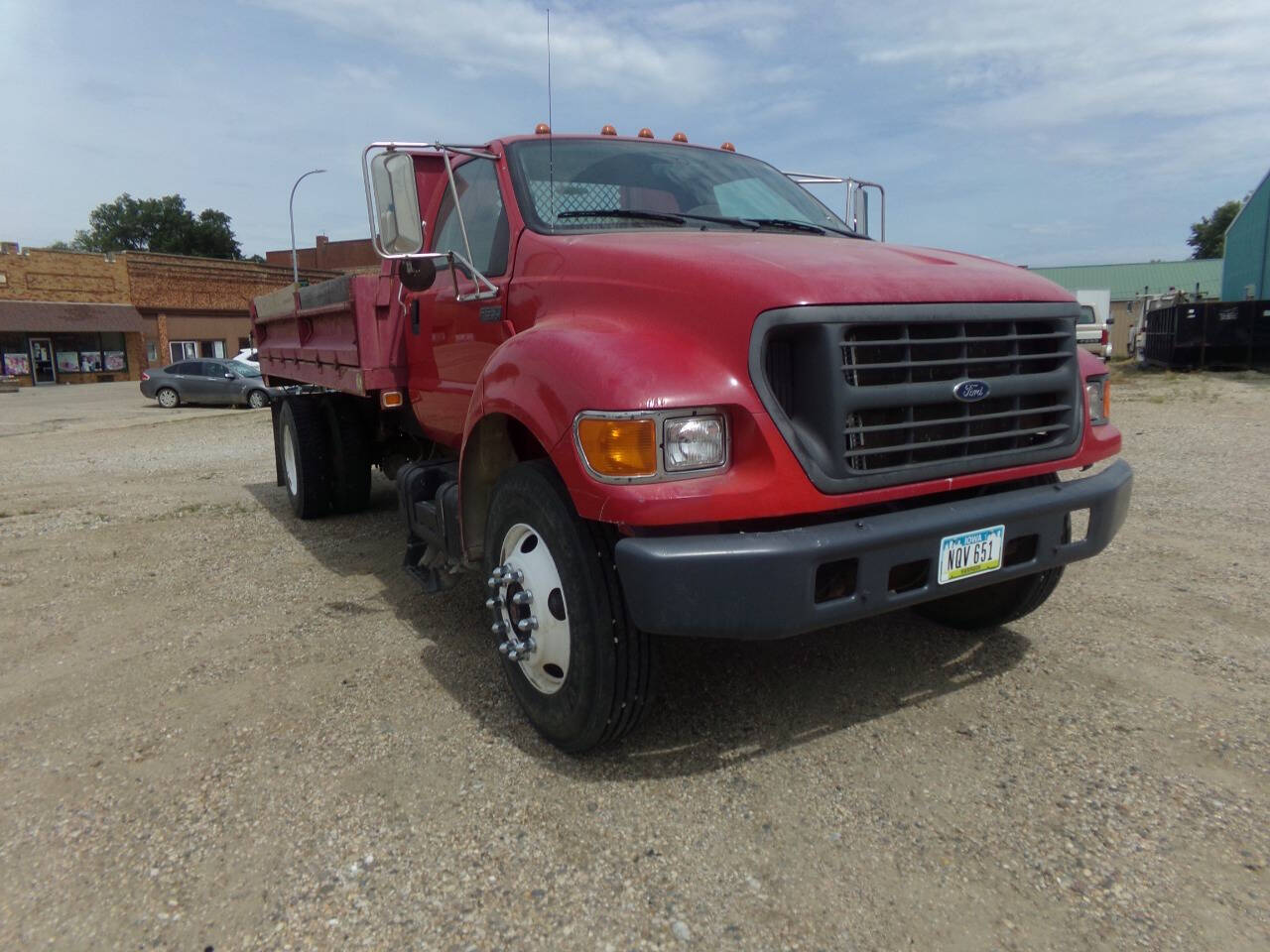 2002 Ford F-650 SuperCab Regular Cab photo 5