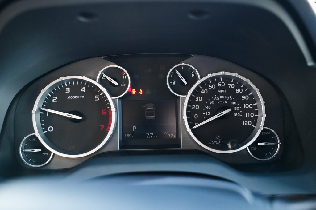 2017 Toyota Tundra Limited photo 24