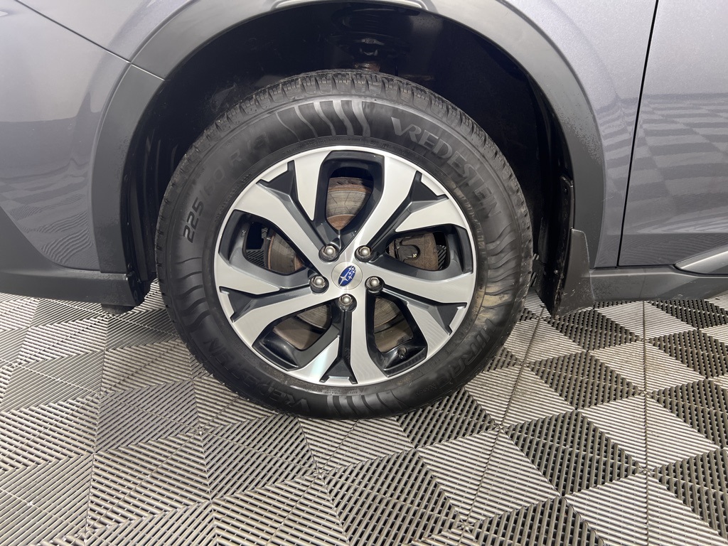 2022 Subaru Outback Limited photo 8