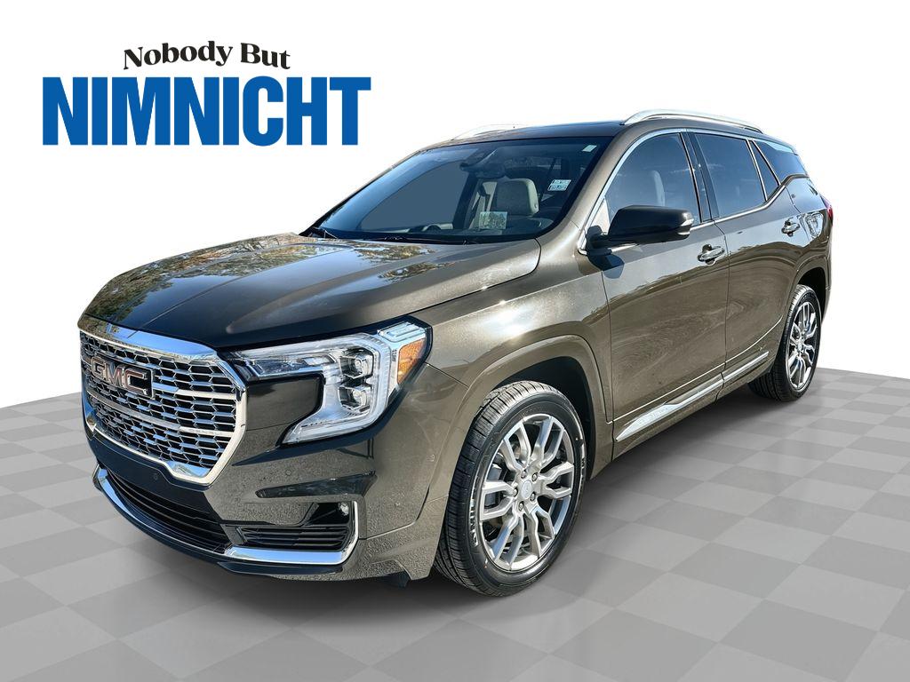 2023 GMC Terrain Denali's photo