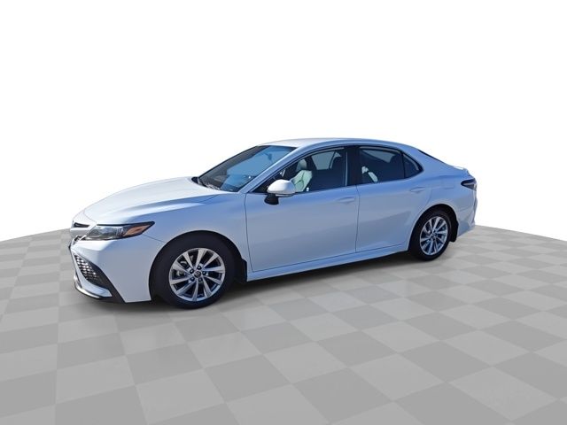 2023 Toyota Camry SE photo 3