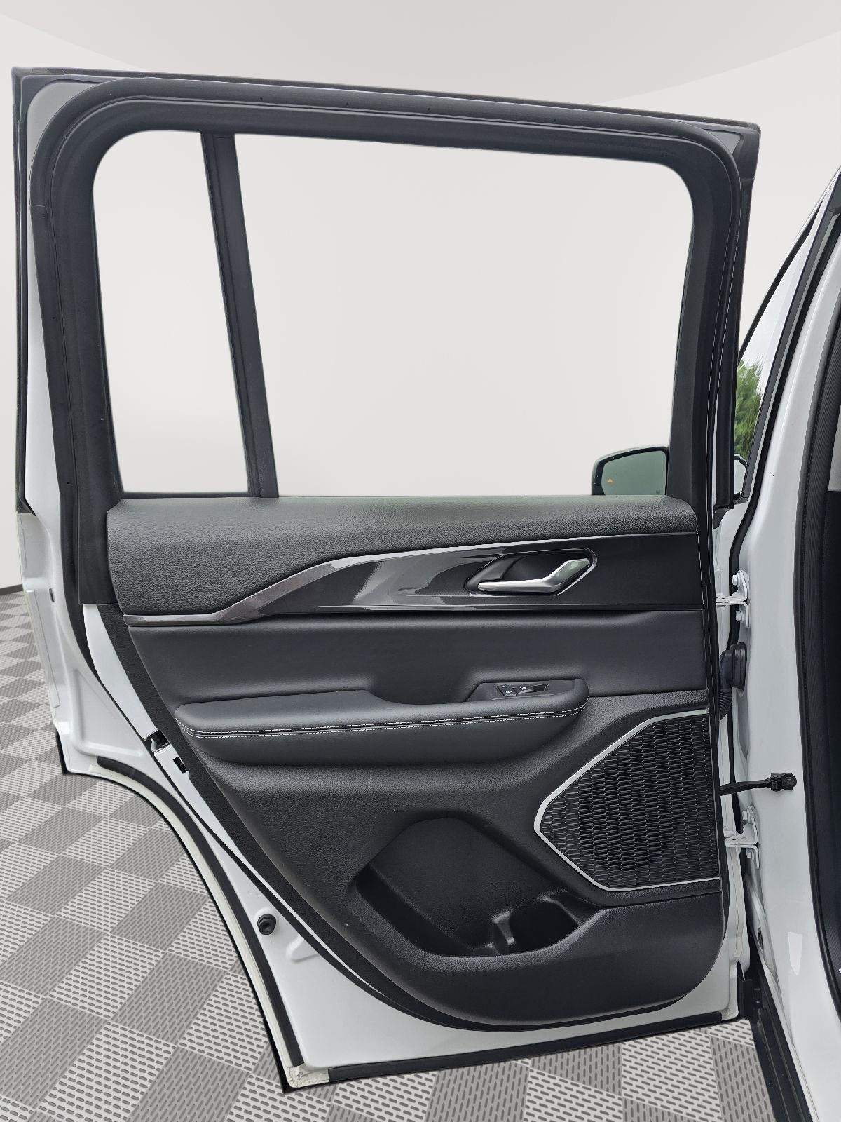 2022 Jeep Grand Cherokee Laredo photo 19