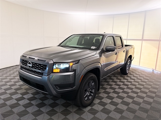 2026 Nissan Frontier SV photo 3