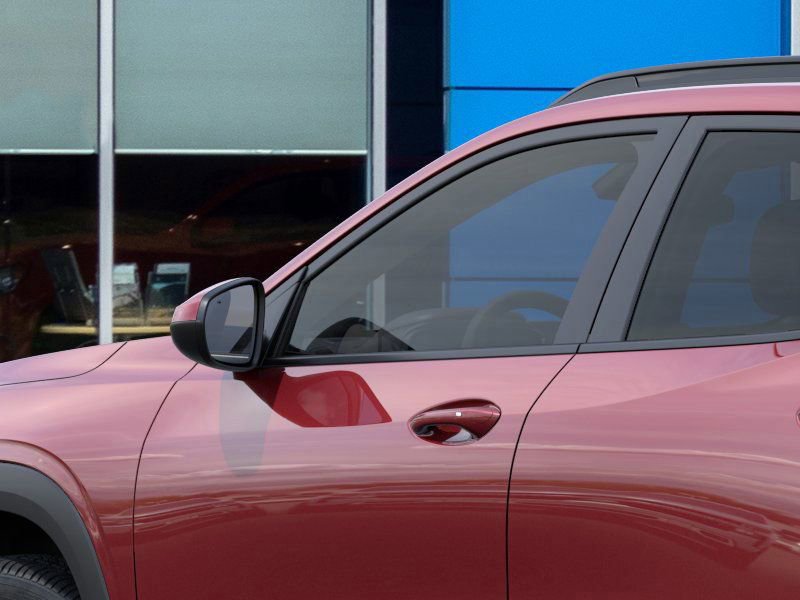 2025 Chevrolet Trax LT photo 12