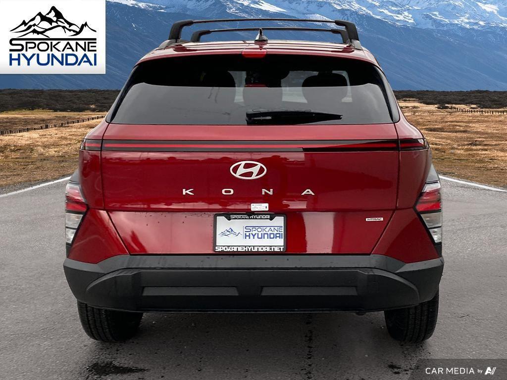 2025 Hyundai Kona SEL photo 4