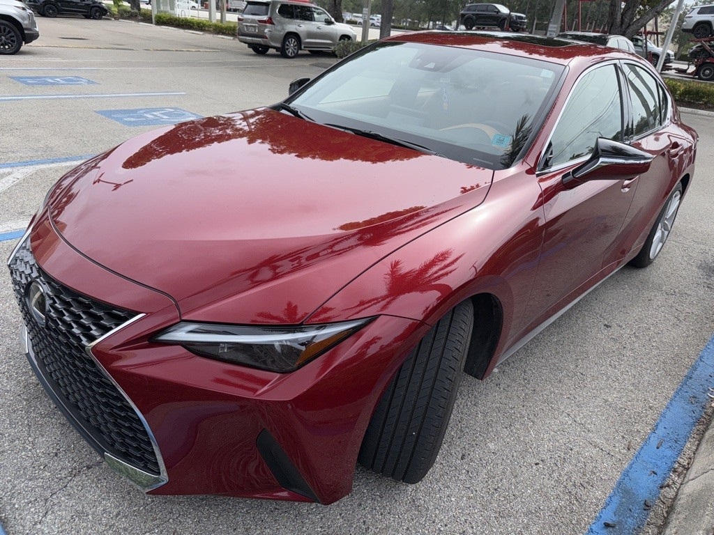 2023 Lexus IS 300 photo 2