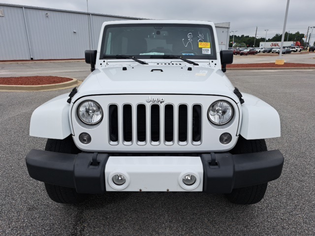 2016 Jeep Wrangler Unlimited Sahara photo 3