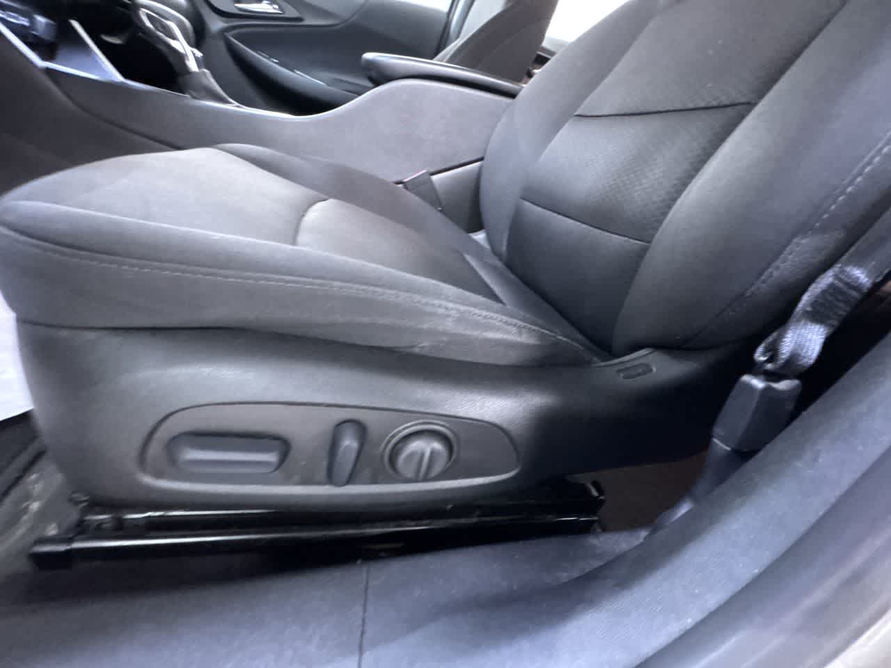 2023 Chevrolet Malibu 1LT photo 13