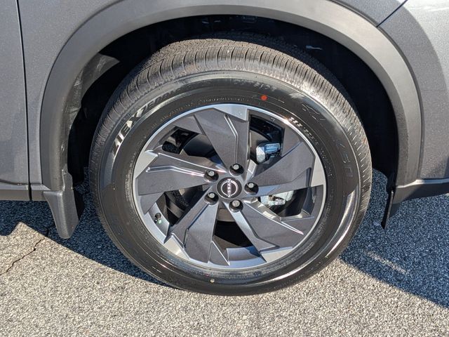 2026 Nissan Rogue SV photo 9