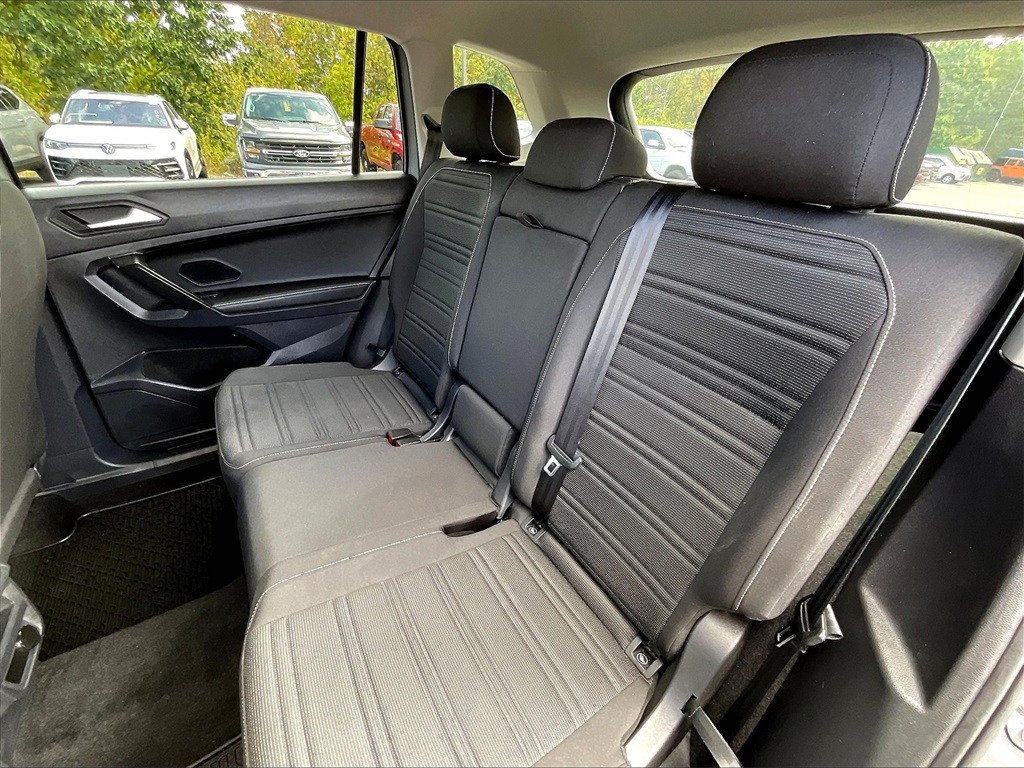 2023 Volkswagen Tiguan S photo 14