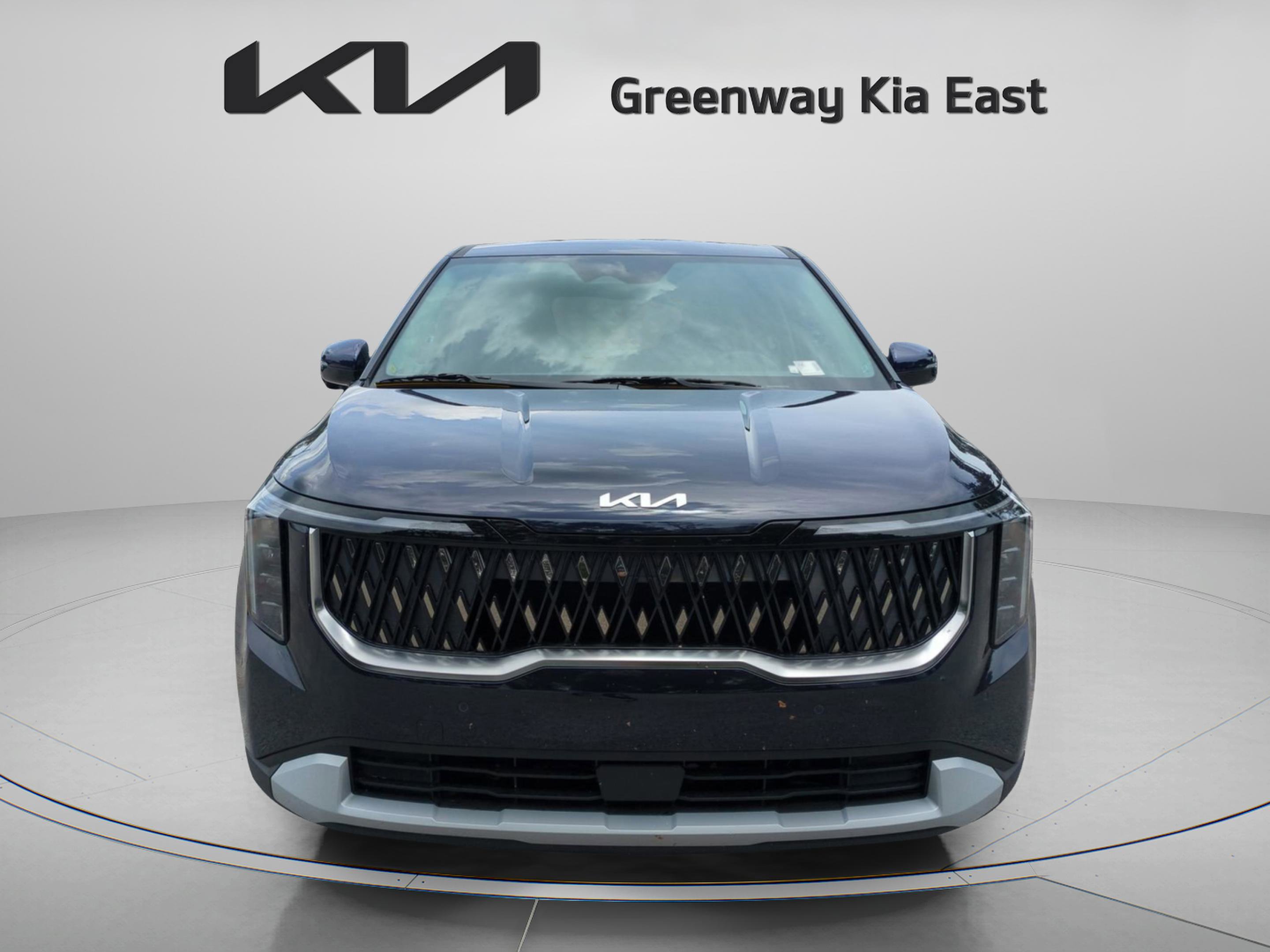 2026 Kia Carnival LXS photo 2