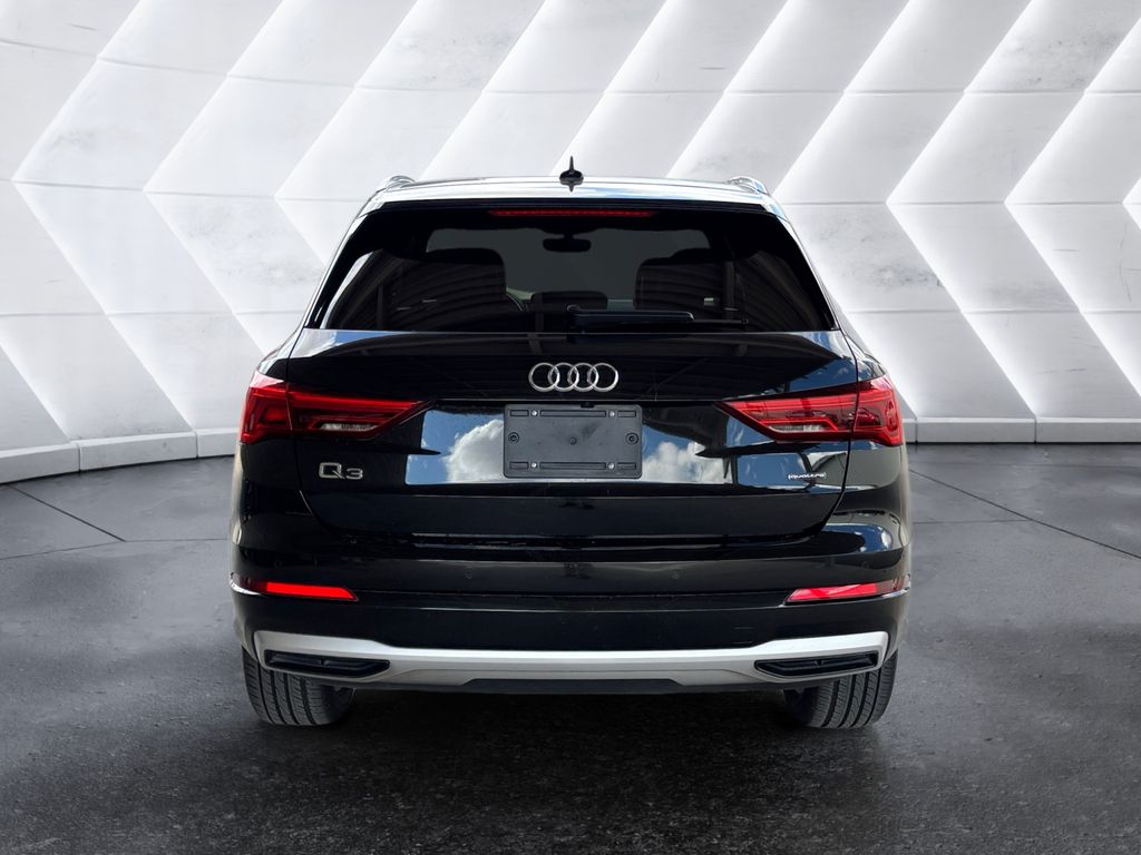 2022 Audi Q3 Premium photo 5