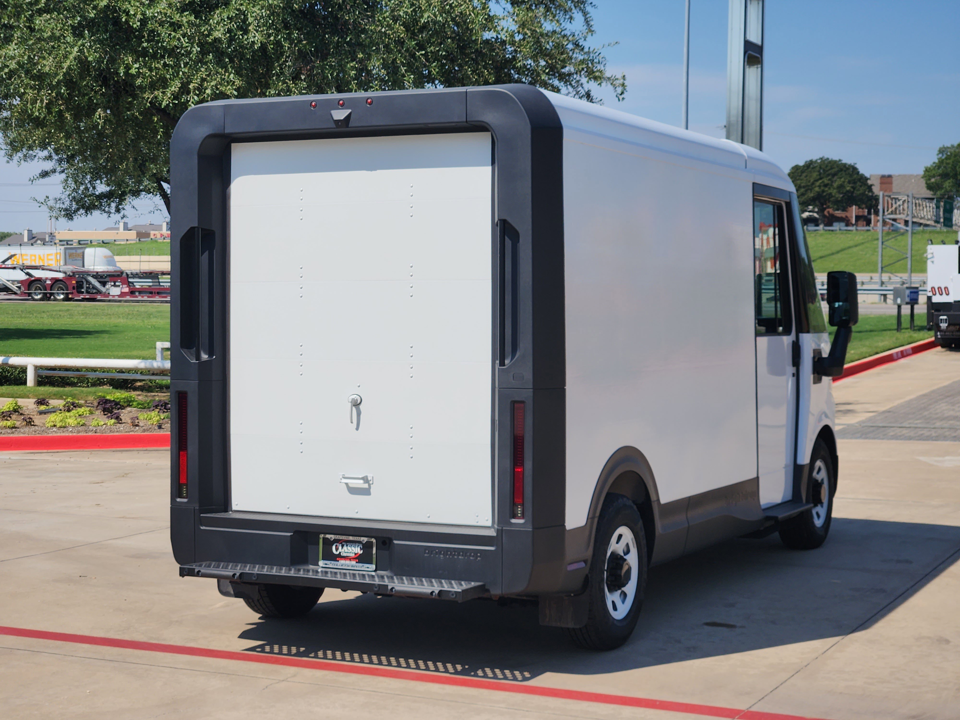 2025 Chevrolet BrightDrop 400 photo 7
