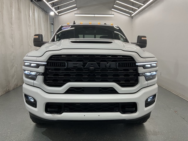 2025 Ram 2500 Limited photo 3