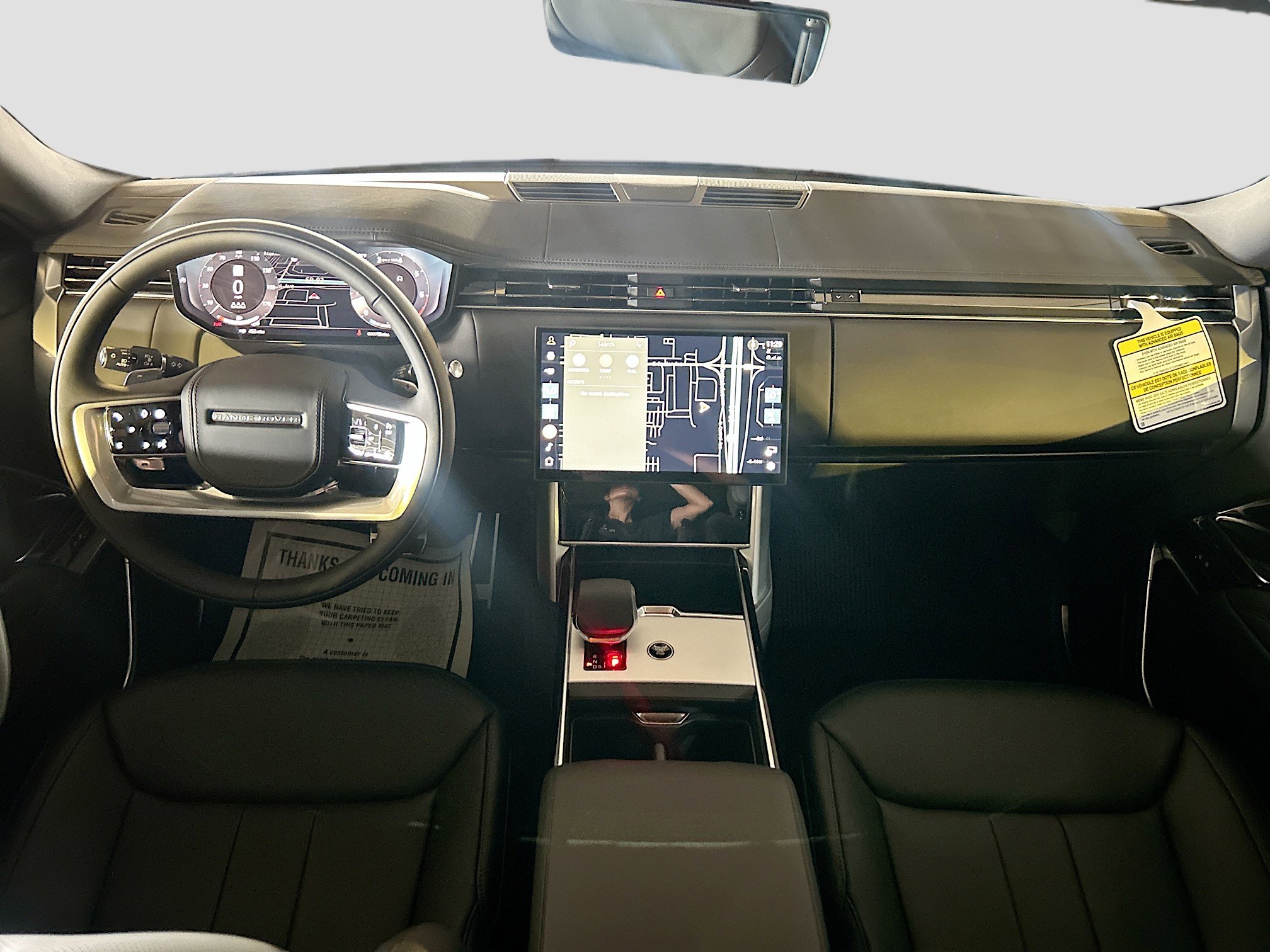 2025 Land Rover Range Rover SE photo 8