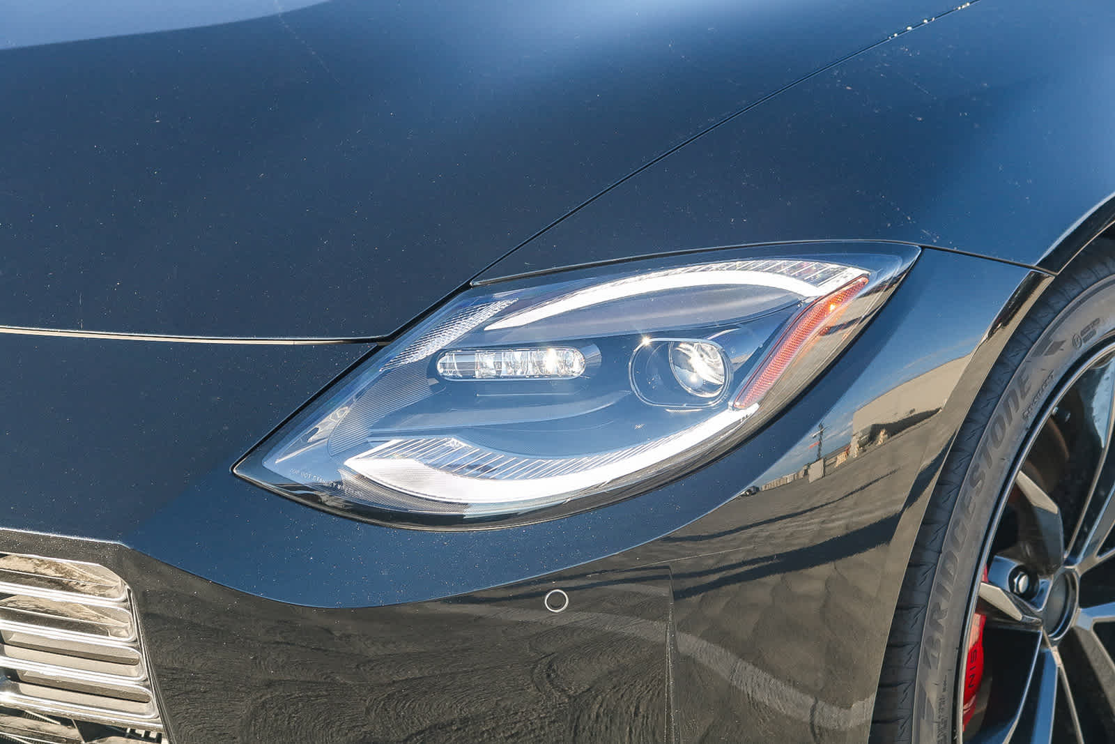 2025 Nissan Z Performance photo 4