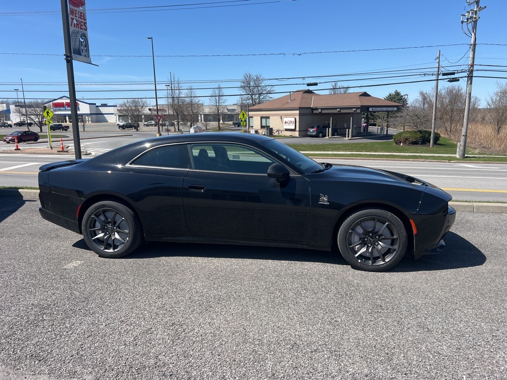 2024 Dodge Charger R/T Scat Pack photo 2
