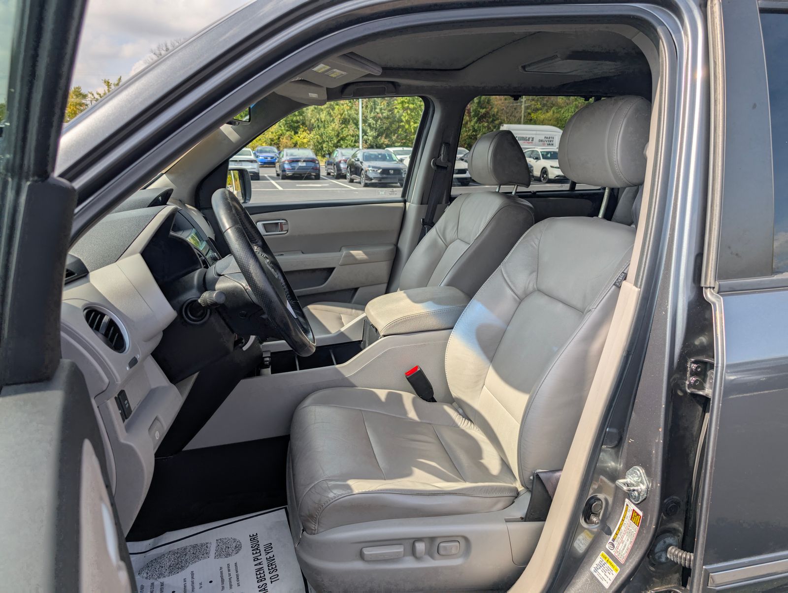 2011 Honda Pilot Touring photo 10