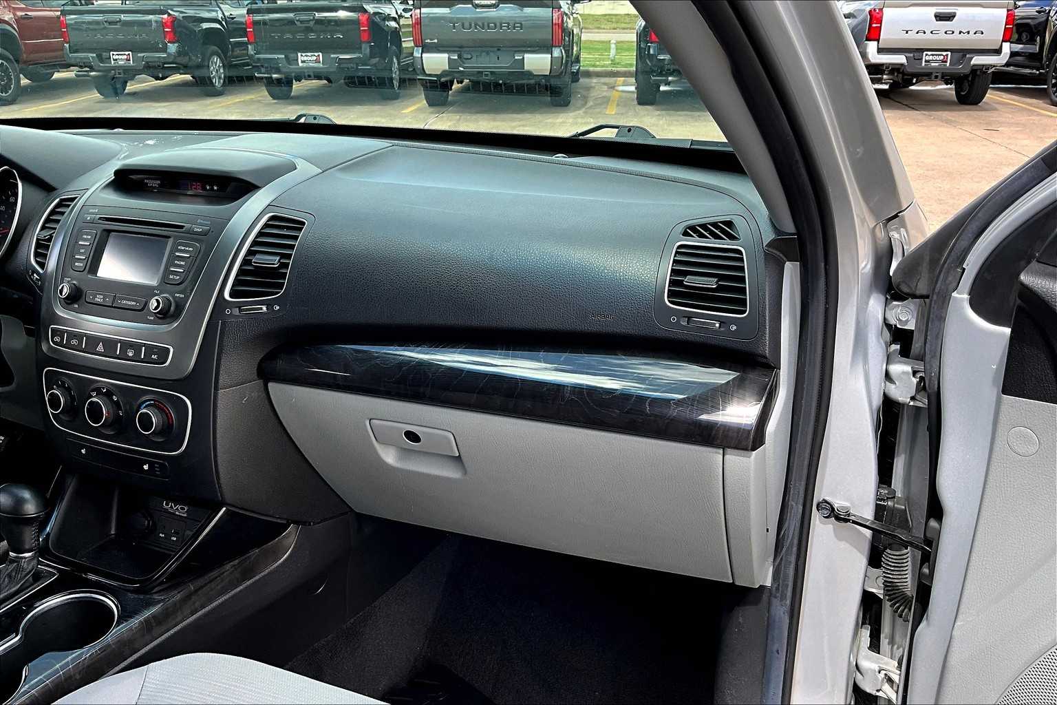 2015 Kia Sorento LX photo 15