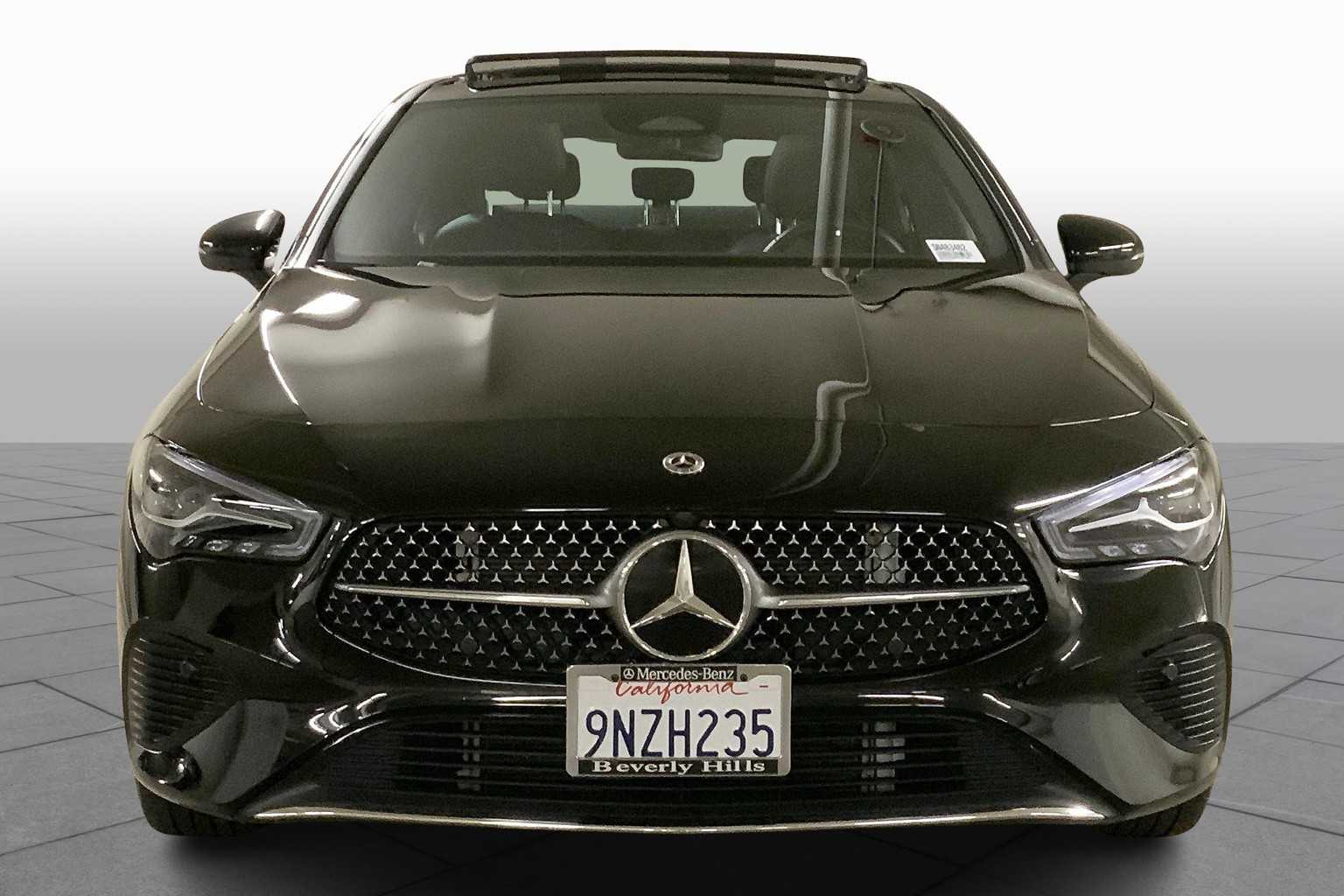 2025 Mercedes Benz CLA 250 photo 3