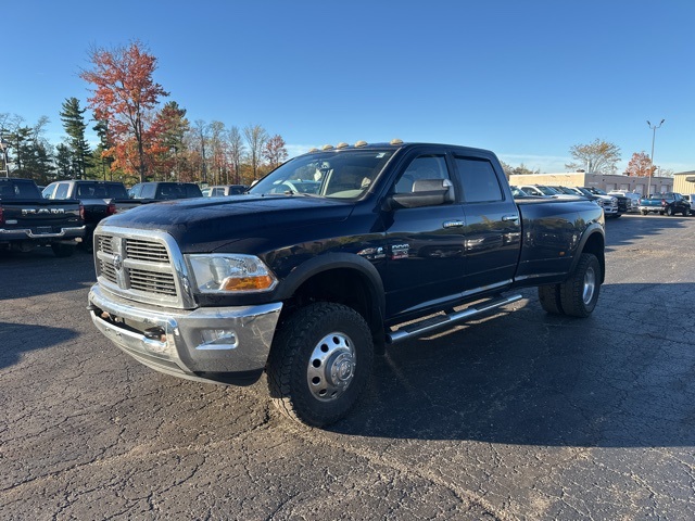 2012 Ram 3500 SLT photo 4