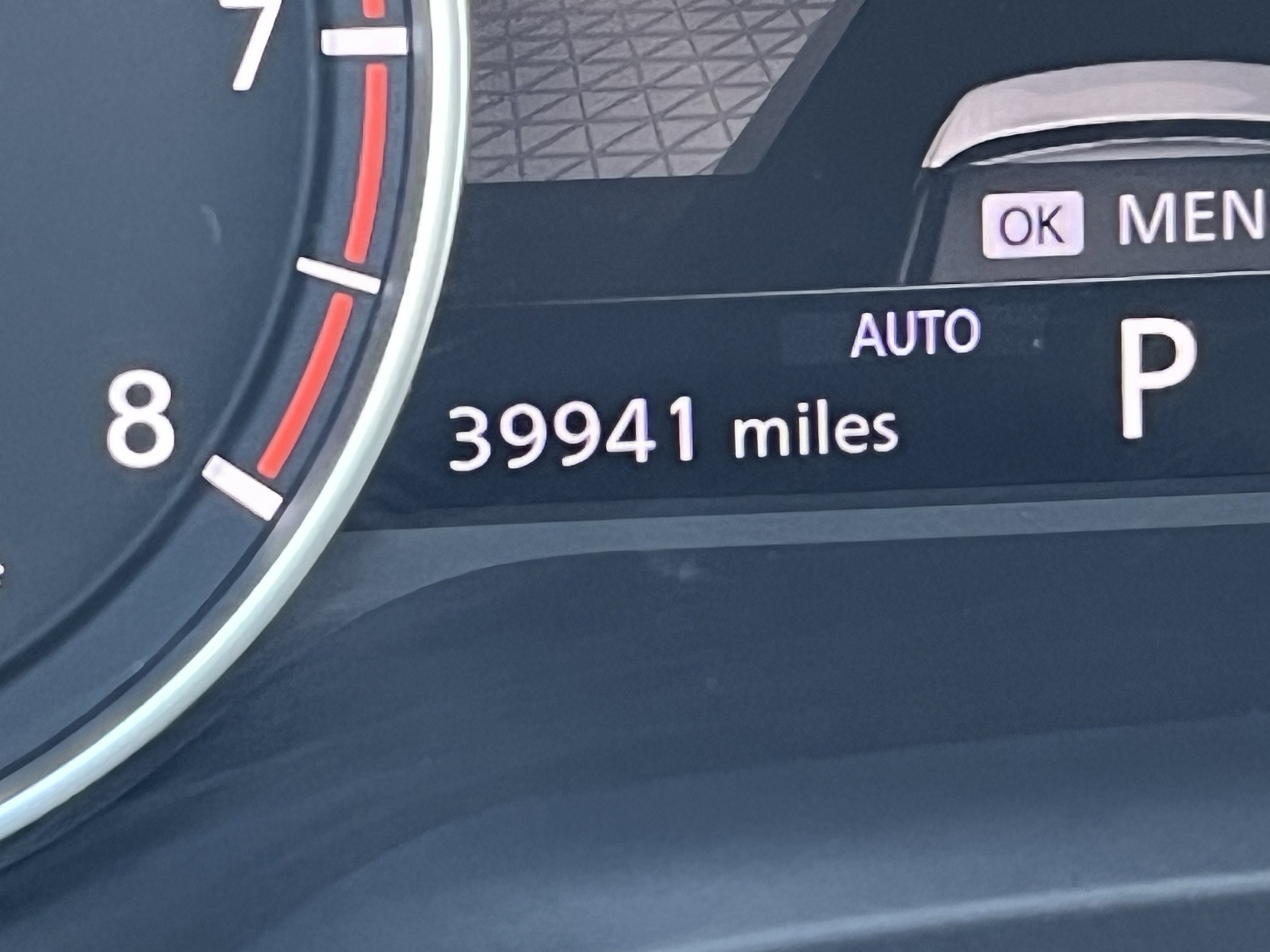 2021 Nissan Rogue AWD SV photo 2