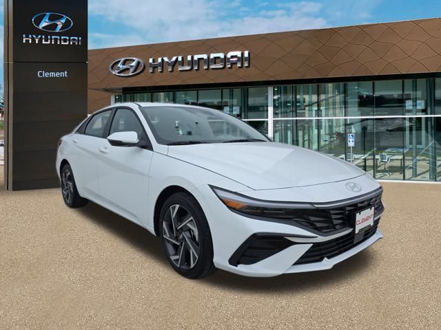 2025 Hyundai Elantra Hybrid Limited photo 3