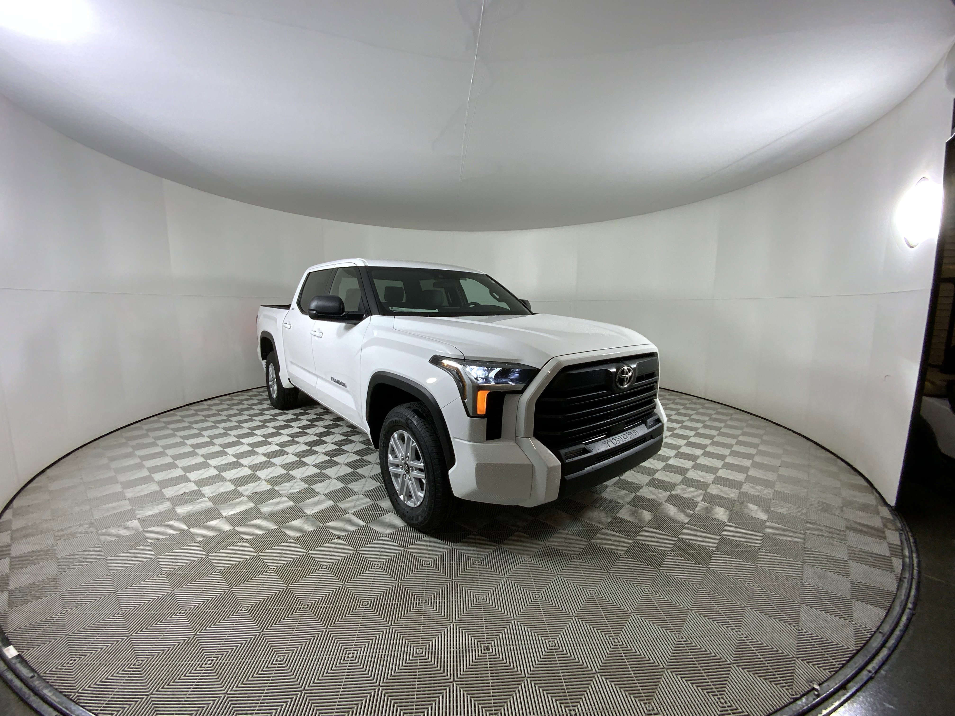 2026 Toyota Tundra SR5's photo