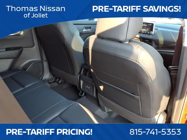 2026 Nissan Rogue SV photo 15
