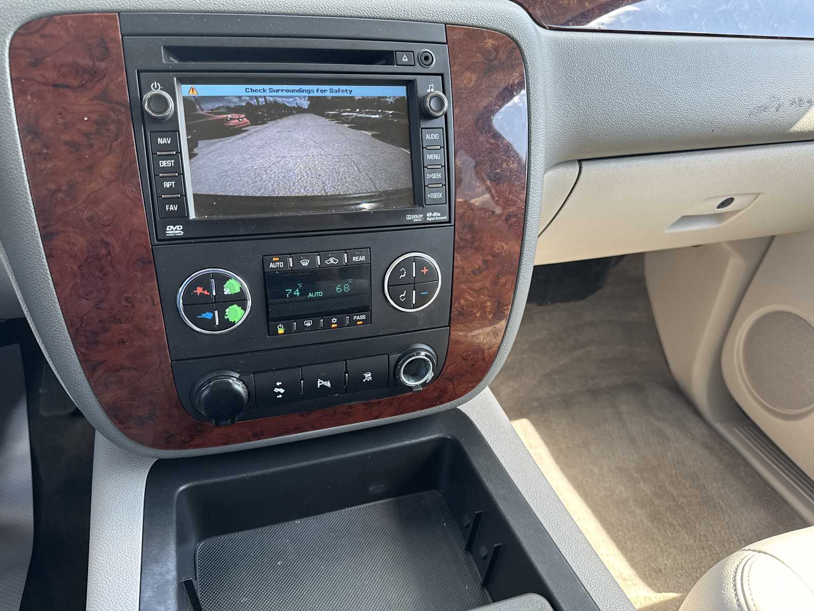 2011 Chevrolet Tahoe LT photo 23