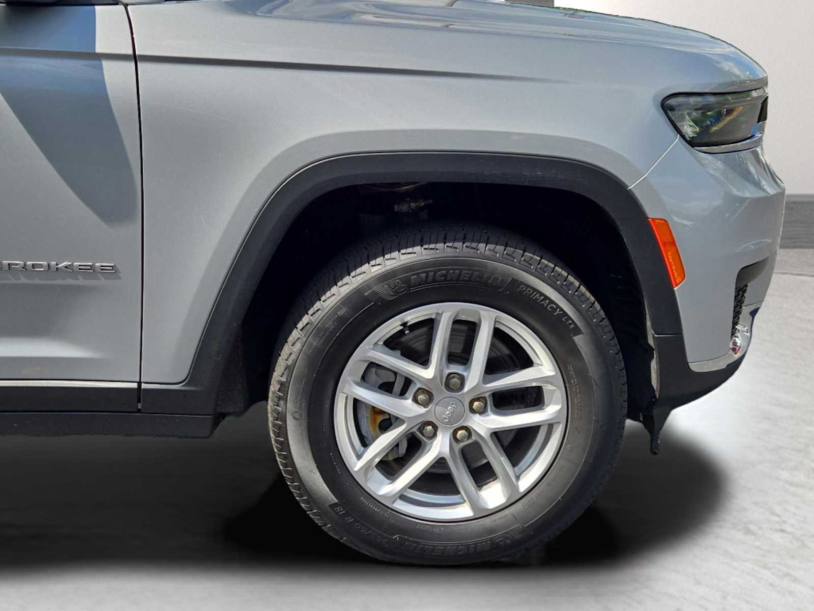 2024 Jeep Grand Cherokee Laredo X photo 5