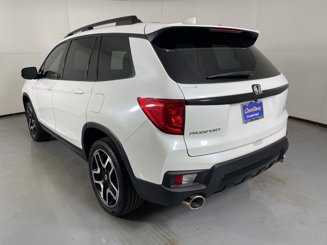 2022 Honda Passport Elite photo 5