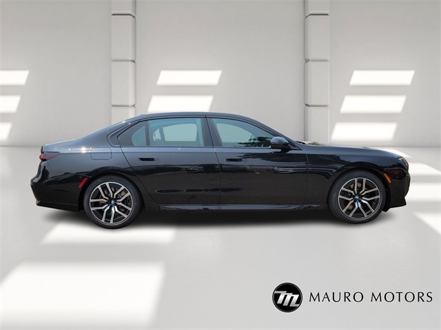 2025 Bmw 740i 740i xDrive photo 2