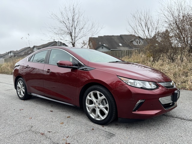 2017 Chevrolet Volt Premier photo 4