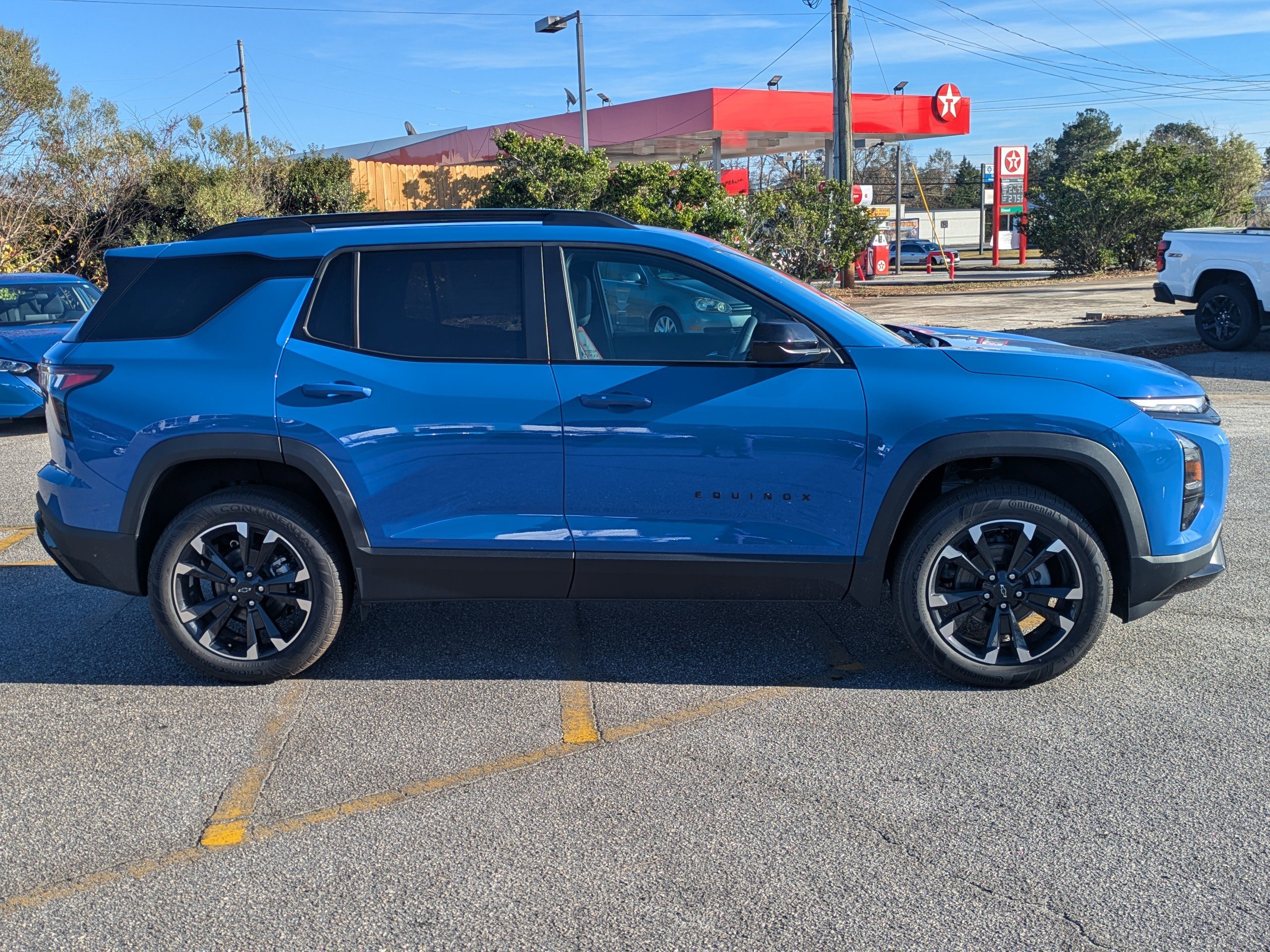 2026 Chevrolet Equinox RS photo 3