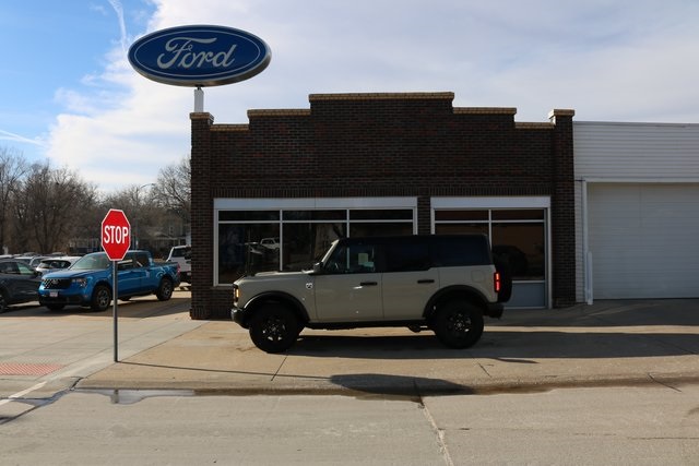 2025 Ford Bronco 4-Door Big Bend's photo