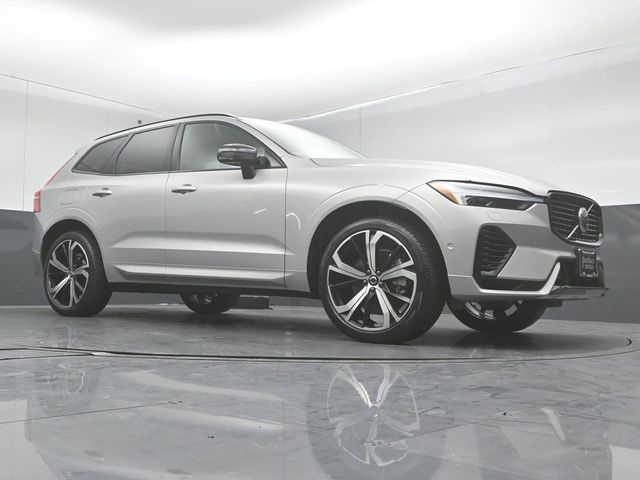 2022 VOLVO XC60 - Image 38