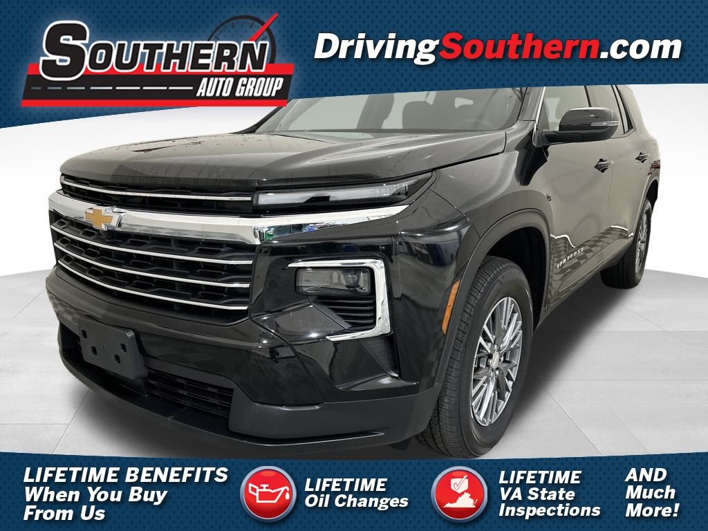 2025 Chevrolet Traverse LT's photo