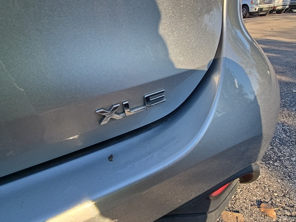 2021 Toyota Highlander XLE photo 19