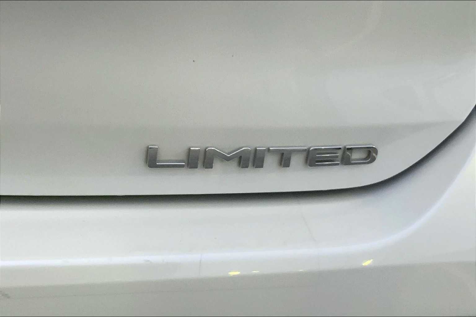 Image of 2023 Toyota Highlander Limited FWD