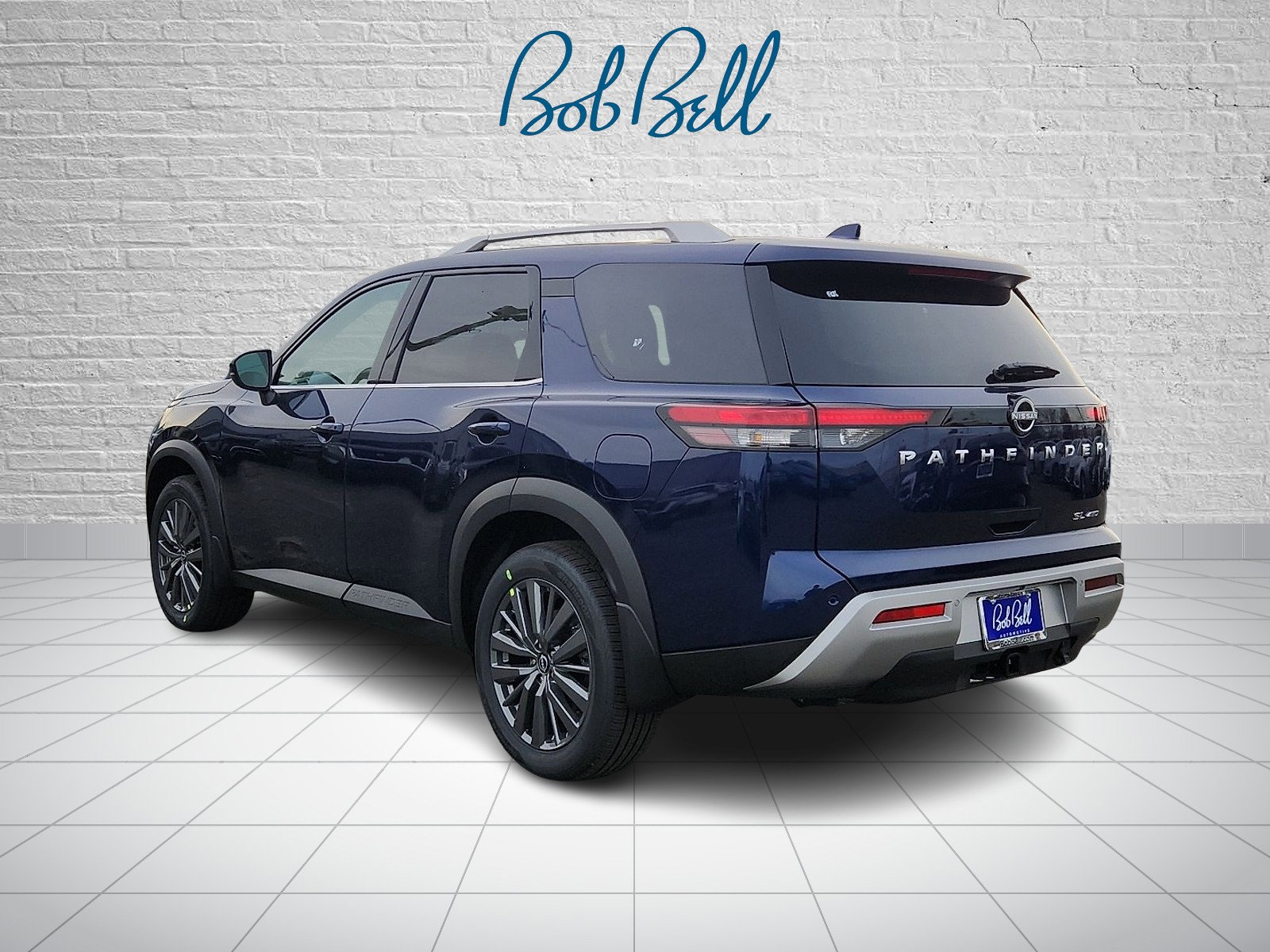 2025 Nissan Pathfinder SL photo 3